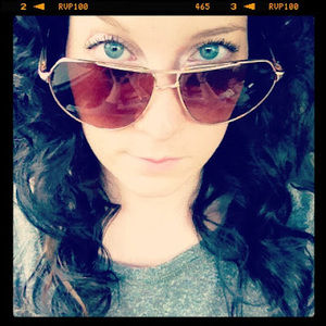 Meet your Posher, Rachel